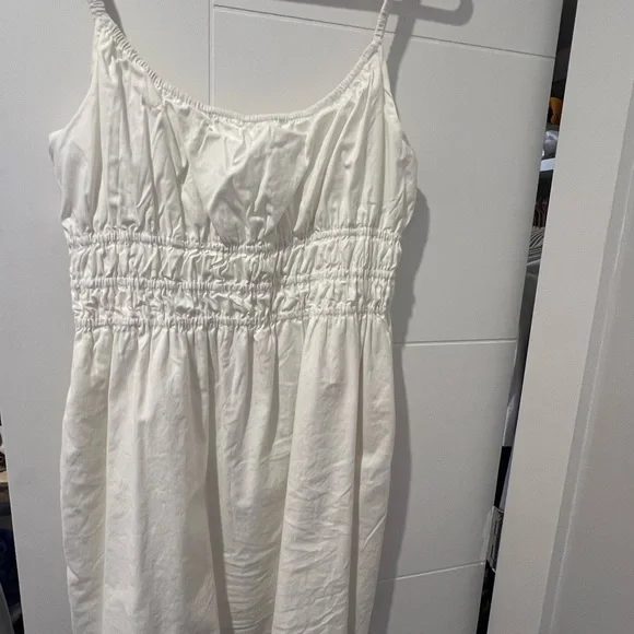 Reformation Kathleen white dress - Picture 2 of 6